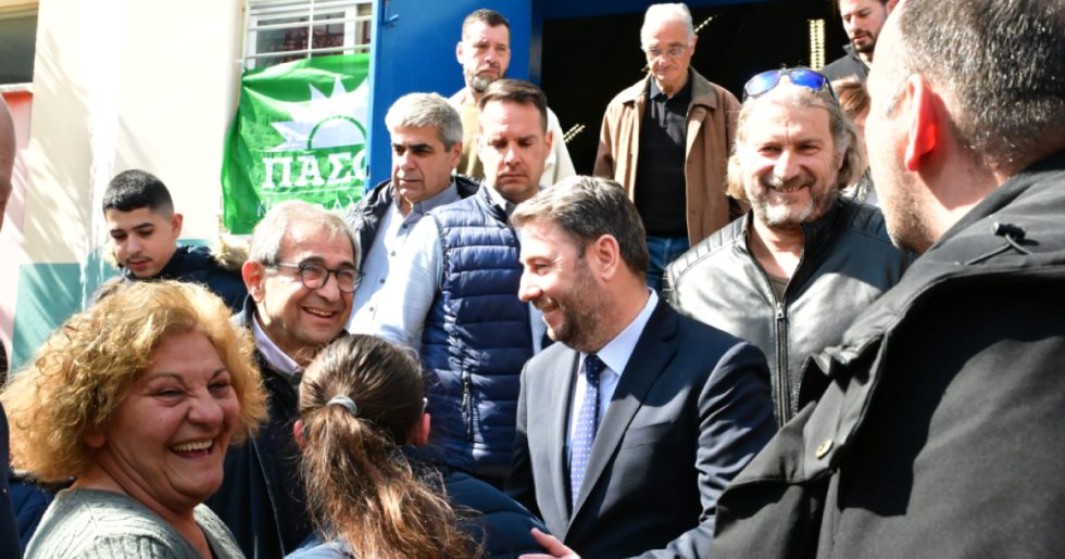 Εκλογές συνέδρων ΠΑΣΟΚ: Ψήφισαν πάνω από 174 χιλιάδες - «Να γίνει πράξη η πολιτική αλλαγή», ζητά ο Ανδρουλάκης